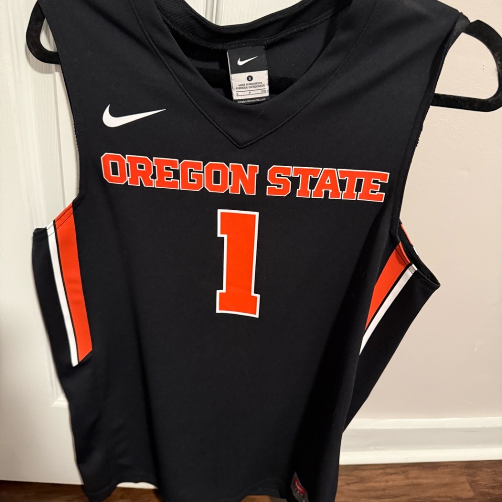 Nike Oregon State Beavers Basketball Jersey #1 |Size Small |Fan Store Authentic